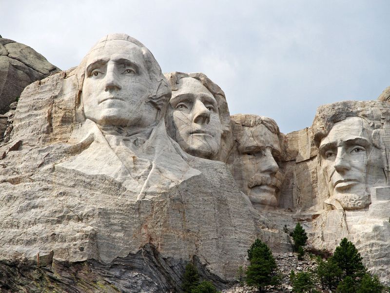 USA: Mount Rushmore