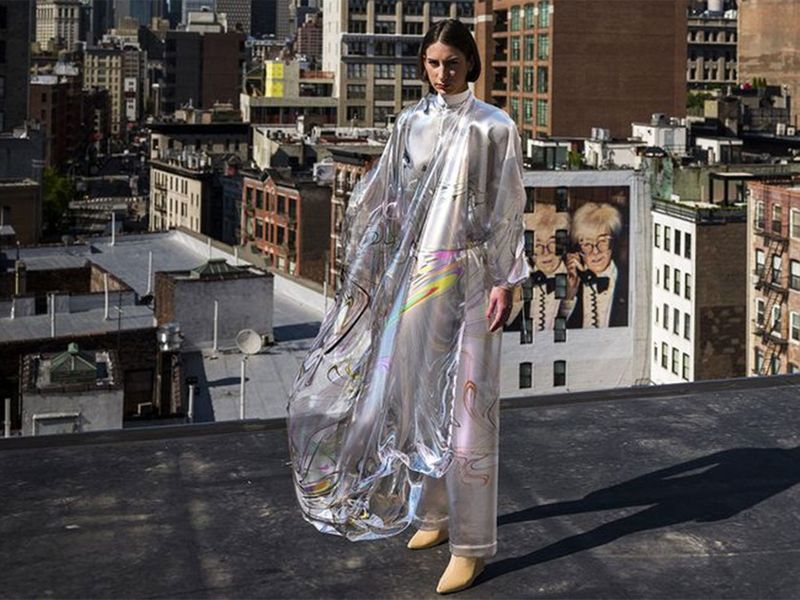 Iridescence, the first digital dress in the world