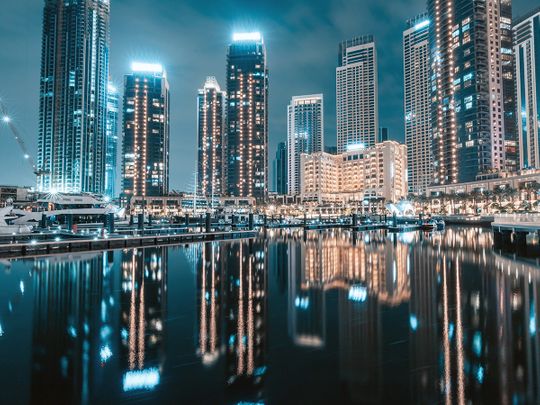 Stock Dubai skyline property economy