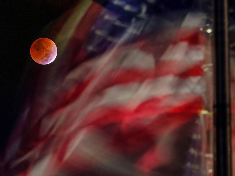 APTOPIX_Washington_Lunar_Eclipse_13996 BLOOD MOON