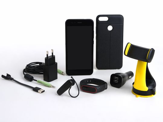 8 must-have accessories to pair with your smartphone in UAE |  Bestbuys-electronics – Gulf News