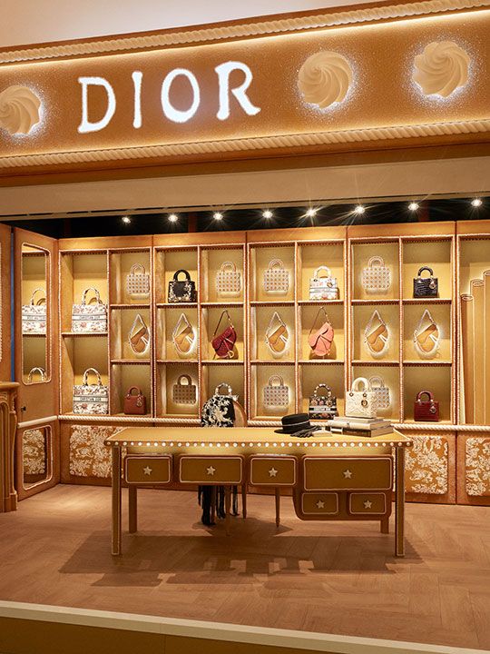 Dior store, Delhi, Store design