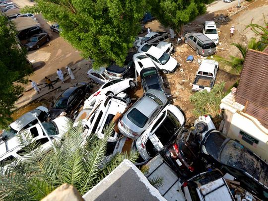 Jeddah saudi flood cars