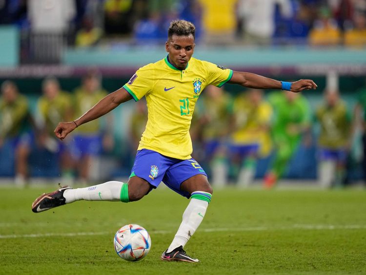 Chameleon Rodrygo eyeing Neymar's No 10 spot for Brazil