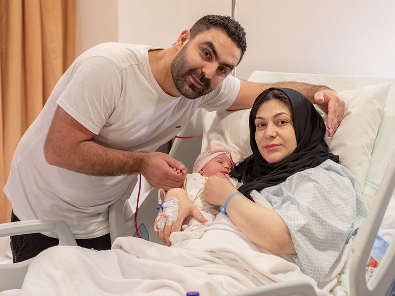 Jordanian_couple_Nadeen_Al-Quraan_and_Hamza_Mohamed_with_Baby_girl_Ghazal_Hamza_Al_Quraan_at_Burjeel_Hospital,_Abu_Dhabi-1669962963421