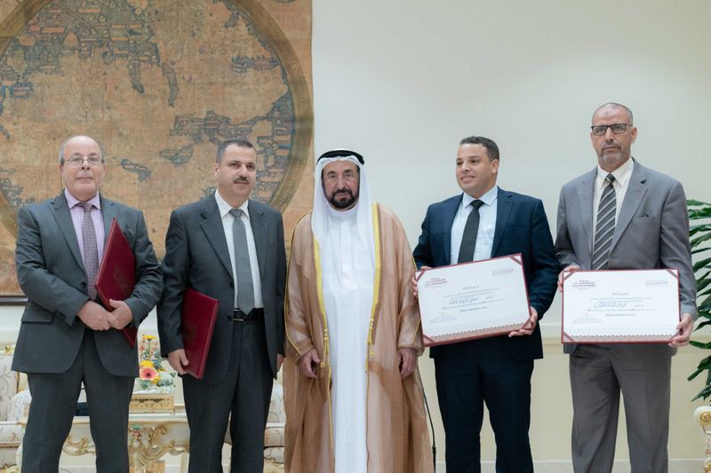 sultan with winners alecso-sharjah award-1671381224575