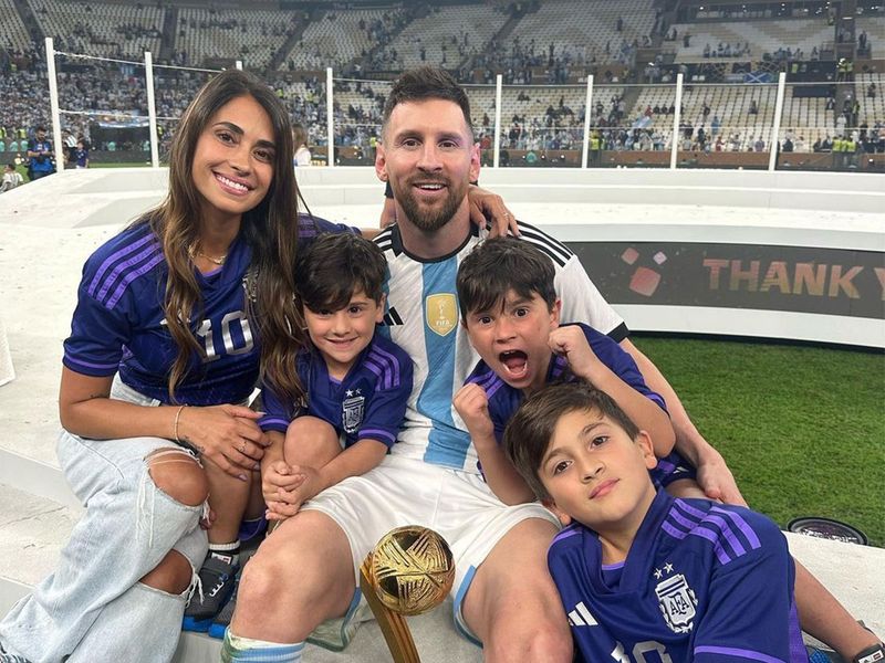 Argentina's Lionel Messi celebrates winning the World Cup with wife Antonela Roccuzzo and family. 