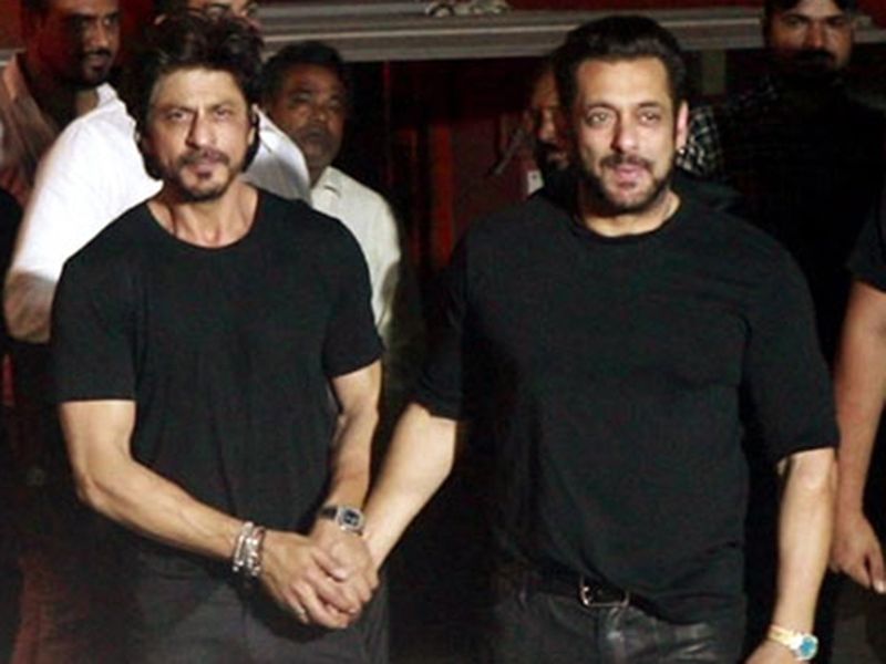  Bollywood actor Salman Khan welcomes actor Shah Rukh Khan as he arrives to attend his 57th birthday party hosted at his sister Arpita Khan Sharma's residence, in Mumbai on Tuesday.