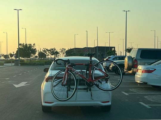 abu-dhabi-police-warn-against-obscuring-licence-plates-1672136178409