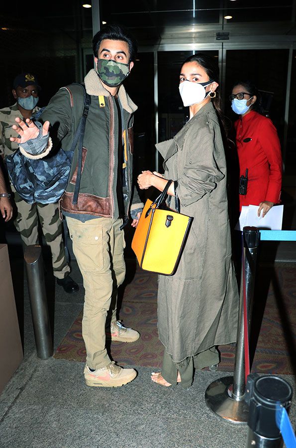 Bollywood actor Ranbir Kapoor and actress Alia Bhatt spotted at the airport, in Mumbai on Tuesday.