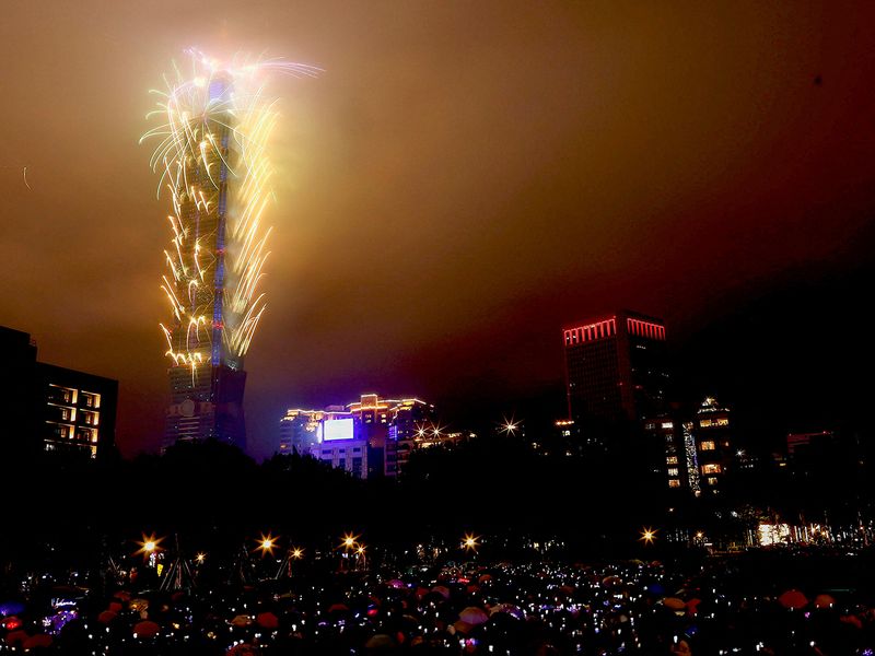 Fireworks shot off Taiwan's tallest high-rise Taipei 101 to celebrate the arrival of 2023 in Taipei, Taiwan