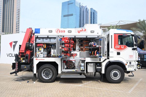 Dubai_Police_Showcase_Innovative_Projects_and_Advanced_Technologies_at_INTERSEC_2023_(1)-1673960326873