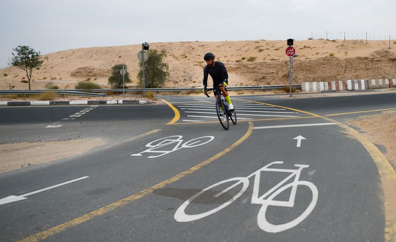 Al Qudra cycling track 