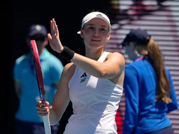 Tennis: Iga Swiatek beats Coco Gauff to set up Dubai Open final showdown  against Barbora Krejcikova