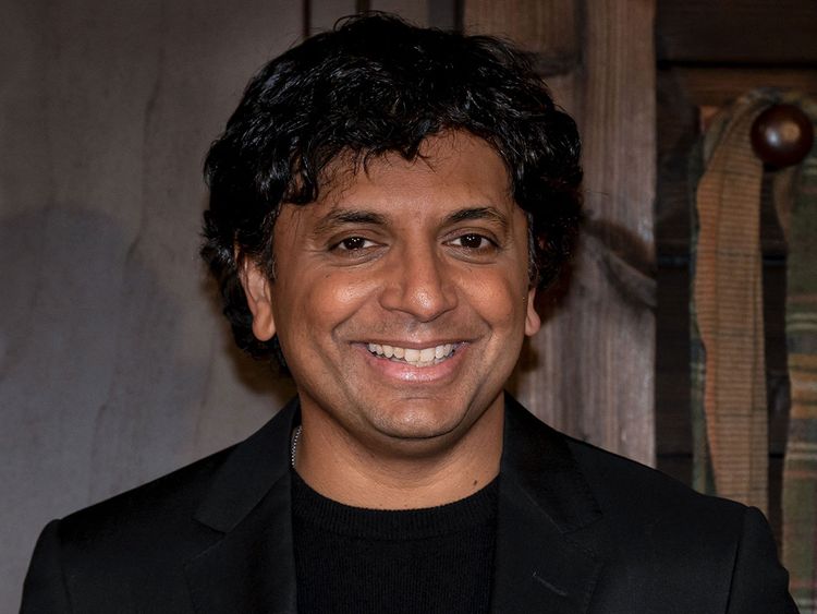 M. Night Shyamalan Signs First-Look Deal With Warner Bros, Including  Daughter's Directorial Debut Film - American Kahani