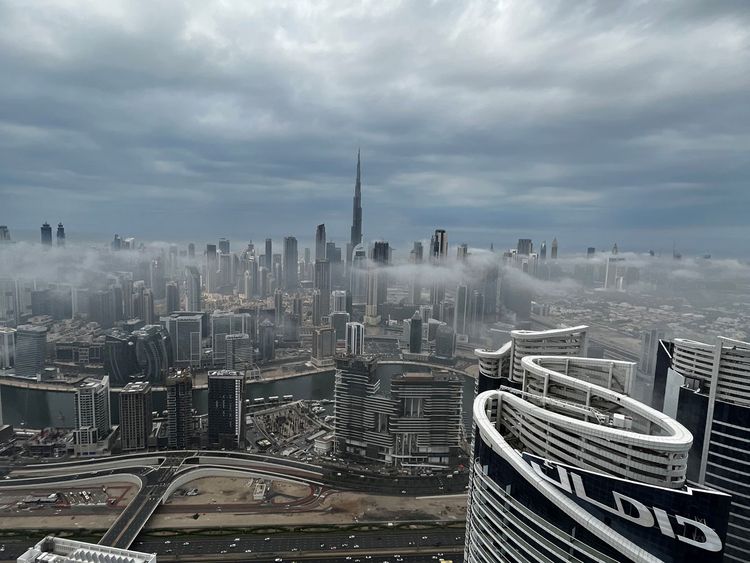 Dubai Police urges caution ahead of changing weather conditions