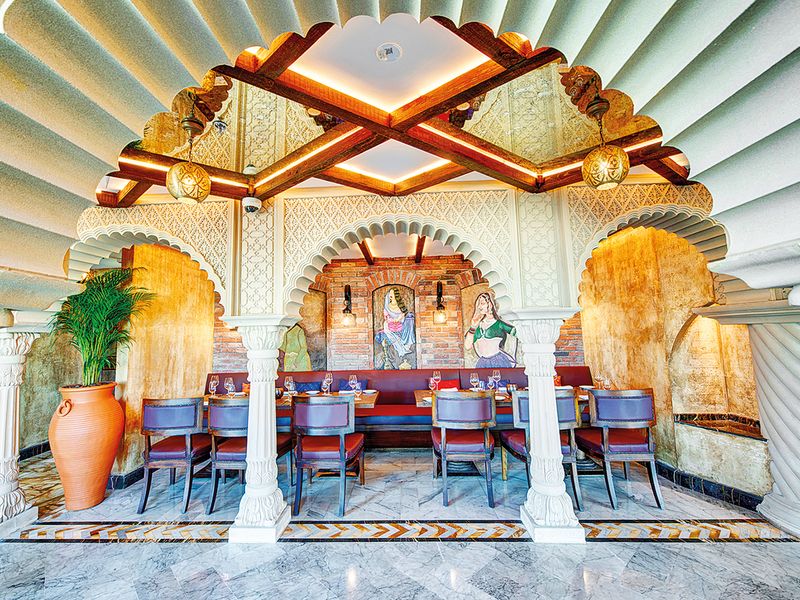 Khyber, Dukes The Palm, A Royal Hideaway Hotel