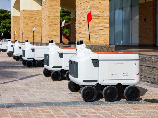 RTA DIEZ and talabat UAE announce piloting autonomous delivery robots33-1676459010696