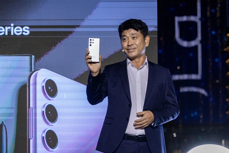 Doohee Lee, the President of Samsung Gulf Electronics
