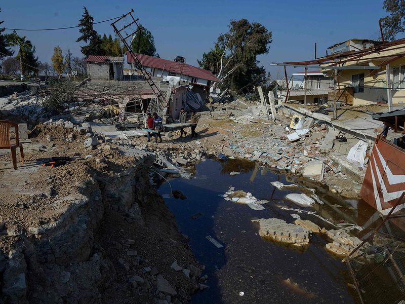 In pictures: Turkey quake cuts village in two  