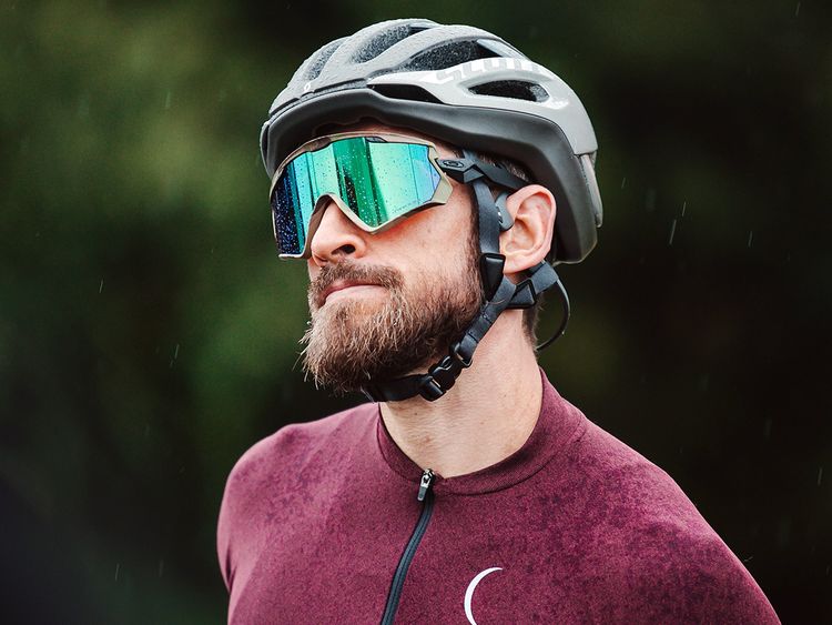 6 best sports sunglasses in UAE, for 2023