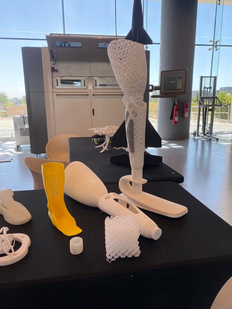 prosthetic limbs using 3D printing technology-1679652117119