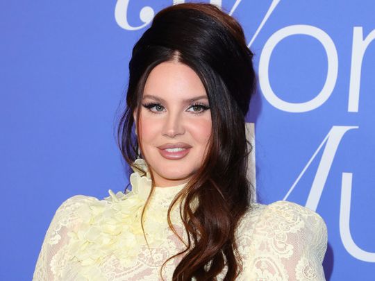Is Lana Del Rey Really a Pop Star?