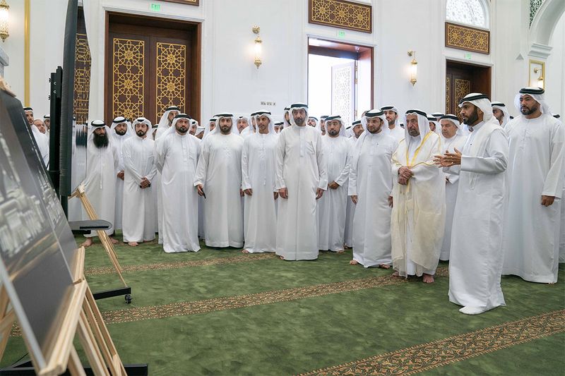  His Highness Sheikh Dr. Sultan bin Mohammed Al Qasimi, Member of the Supreme Council and Ruler of Sharjah, inaugurated on Thursday morning, Al Dhaid Mosque which accommodates 7,000 worshippers, in Al-Awaided area in Al Dhaid city.