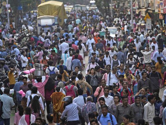 india crowd population