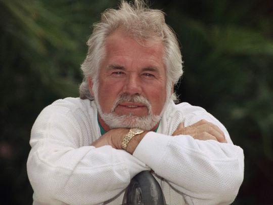 Kenny Rogers-1681378510263