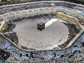 Saudi Arabia plans one-day Hajj for Mecca residents