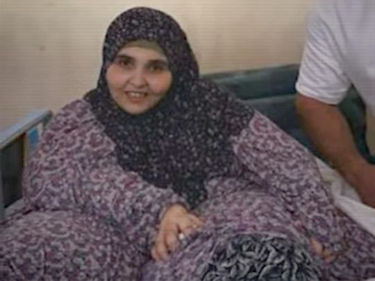 Video: 400kg Jordanian woman evacuated after 16 years of isolation, begins treatment for obesity