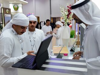 100,000 Emiratis now in private sector: Sheikh Mohammed