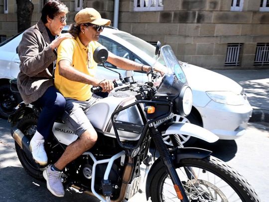 Amitabh Bachchan took a bike ride on a stranger’s vehicle