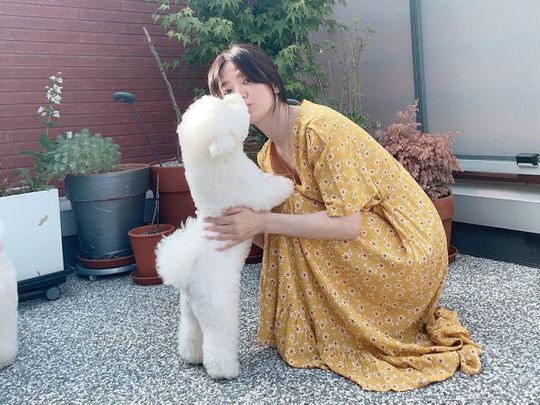 K-drama actress Song Hye-kyo shares photos with her pet