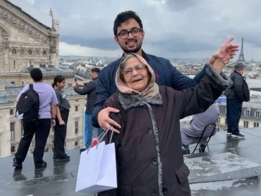 UK man takes grandmother on a trip to Paris