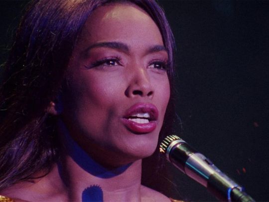 Angela-Bassett-in-What's-Love-Got-to-Do-with-It