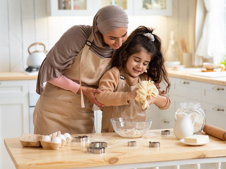 6 best kitchen tools for cooking with kids this summer in UAE, for 2023