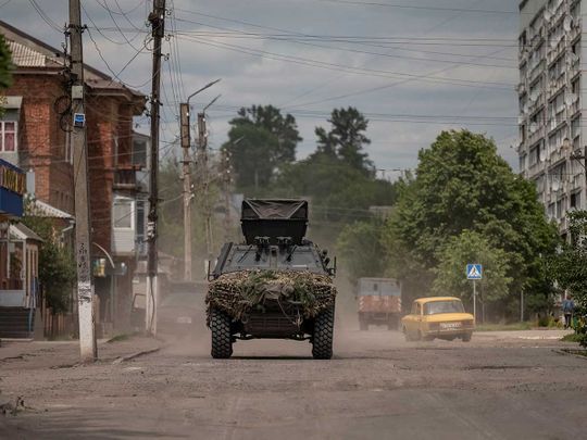 russia armoured vehicle ukraine