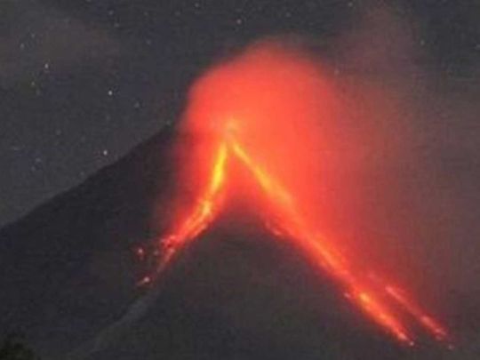 Mayon Volcano eruption 