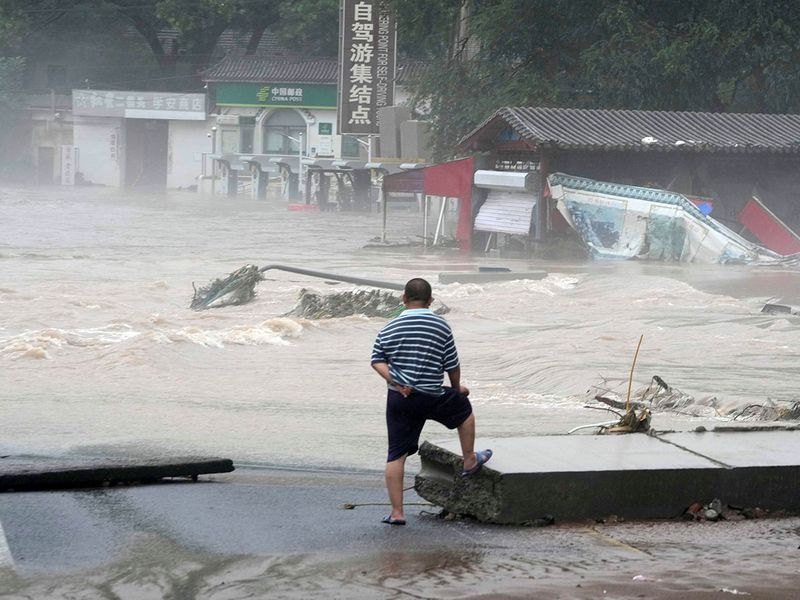 China_Flooding_28340--48f29-(Read-Only)