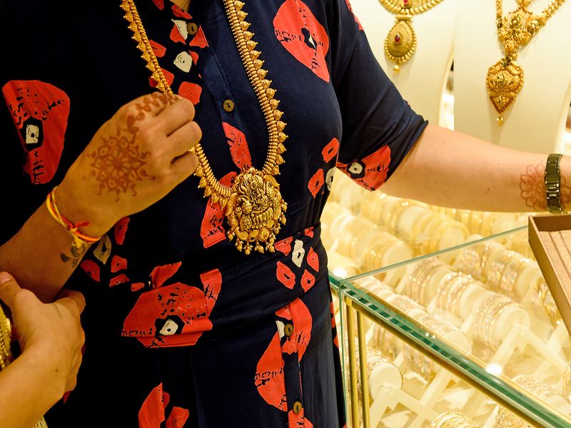 Stock - Gold / Gold shopping / Gold in UAE / UAE Gold 