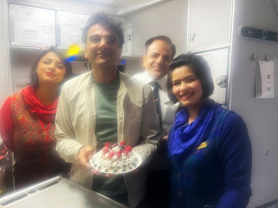 Chef Vikas Khanna surprises retiring Air India crew