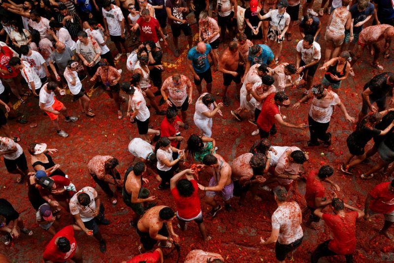 Copy of 2023-08-30T111348Z_634932922_RC2BY2A9WDWI_RTRMADP_3_SPAIN-CULTURE-TOMATO-FIGHT-1693466142754