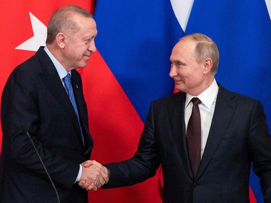 Russian President Vladimir Putin (right) and Turkish President Tayyip Erdogan. 