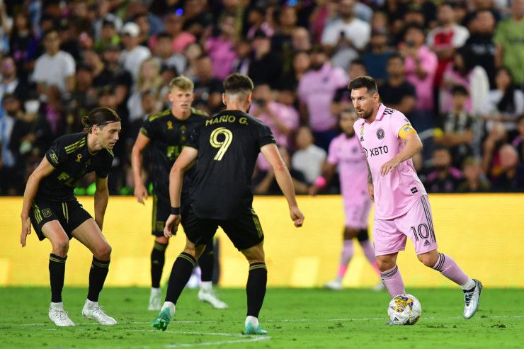 Messi has 2 assists in front of star-studded crowd in Los Angeles as Inter  Miami beats LAFC 3-1