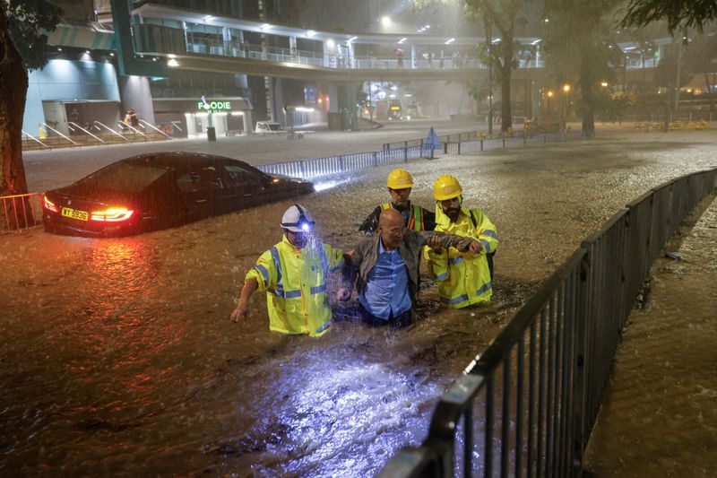 Copy of 2023-09-07T201746Z_651848416_RC2T33A7RG5R_RTRMADP_3_ASIA-WEATHER-HONGKONG-FLOOD-1694317381150