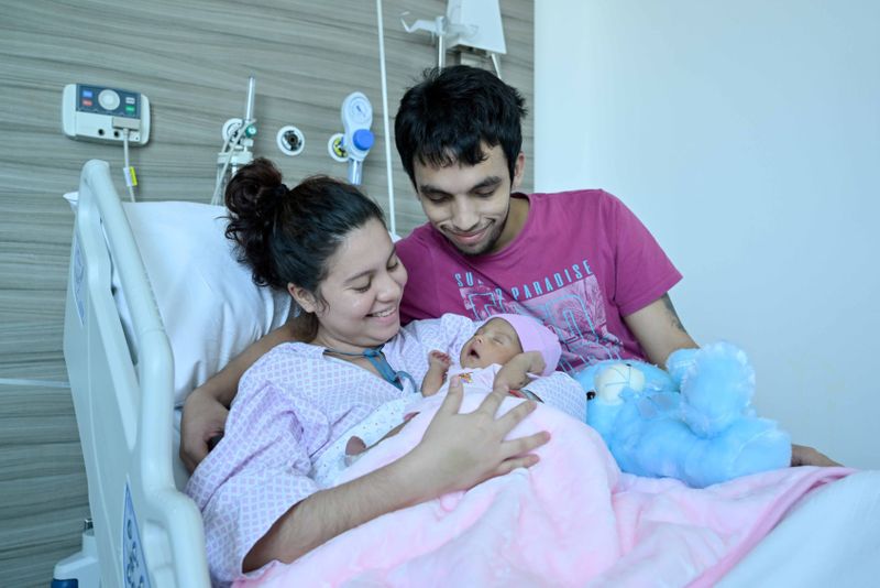 Liz Valentina Parra Rodriguez and husband Jason Mateo Moreno Gutierrez with Baby Maryam Violet at Burjeel Medical City-1694665483246