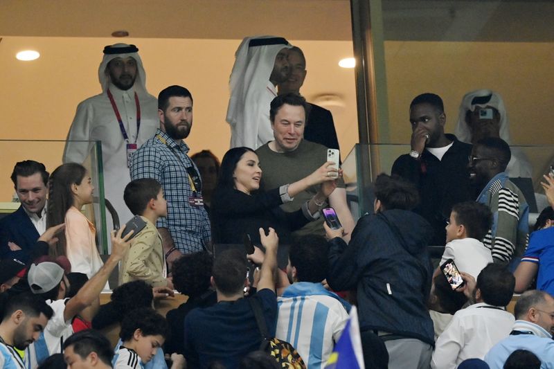 Musk in Qatar
