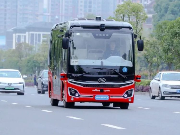 King Long Shuttle Buses Unveil in Dubai Parks